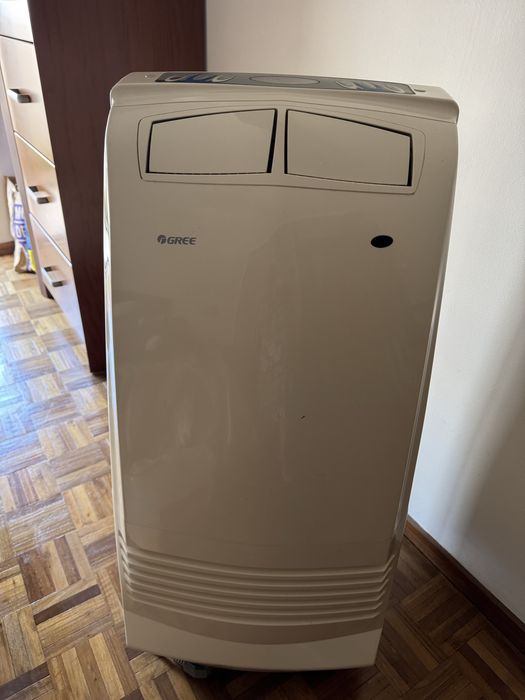 Desumidificador Portatil marca Gree