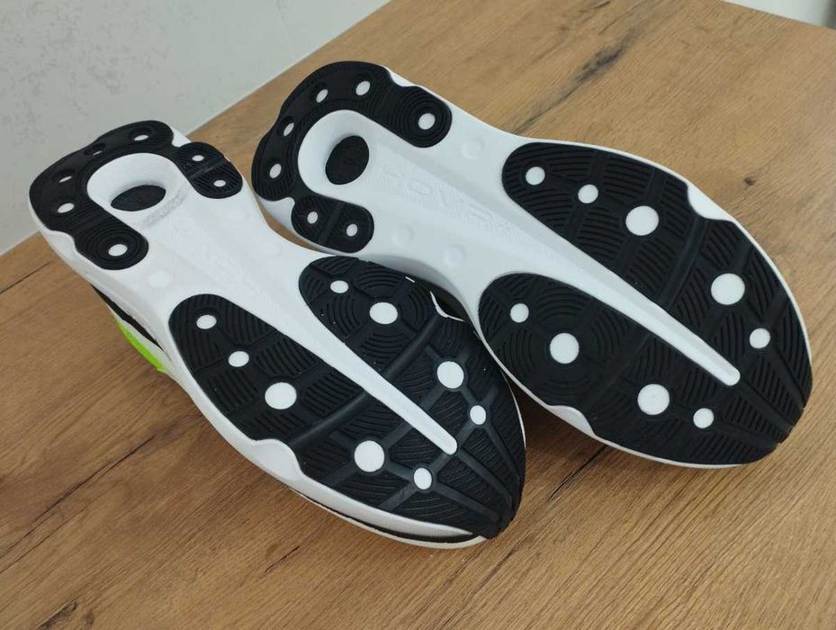 Buty Under Armour UA Infinite Pro 2 rozmiar 45,5