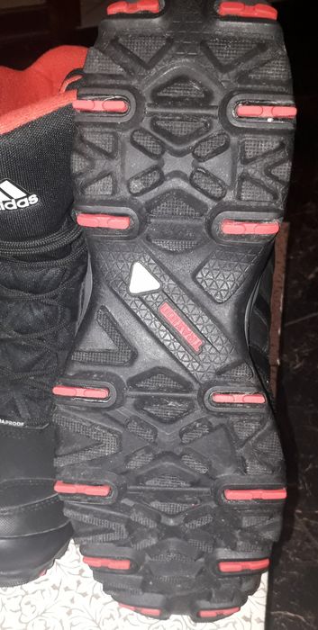 Кросовки  адидас