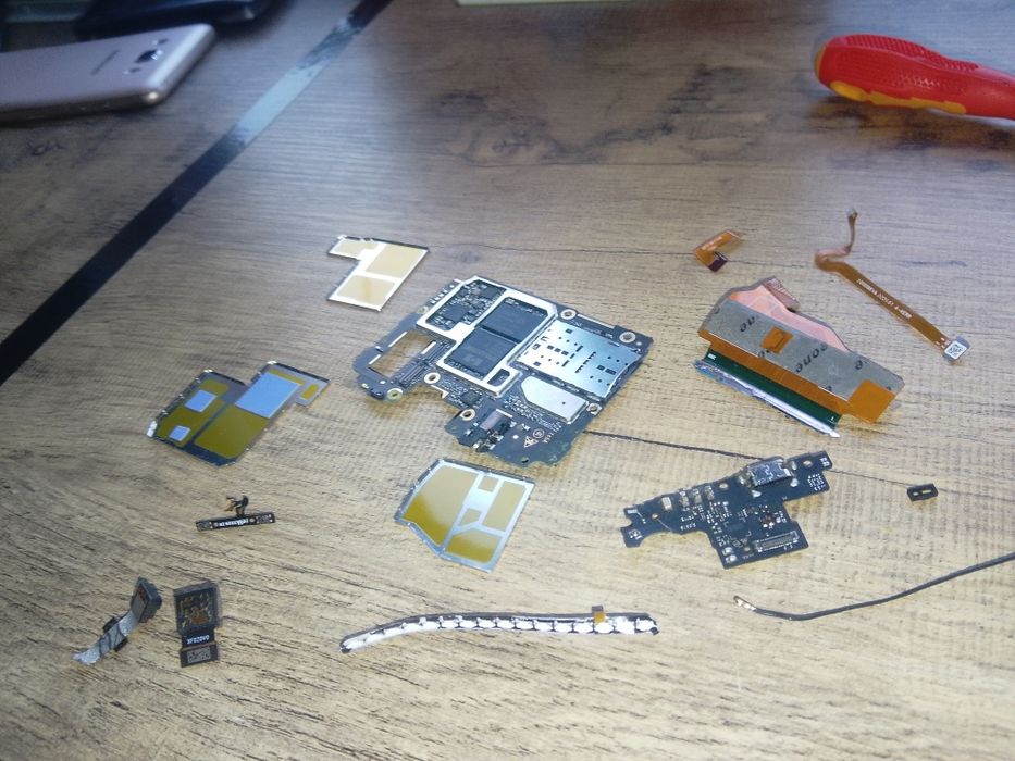 Деталі с телефона ZTE