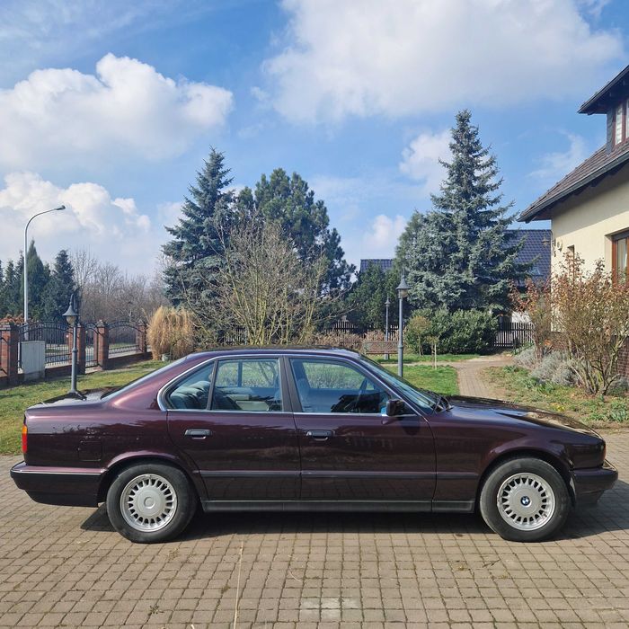 Samochód osobowy BMW E34