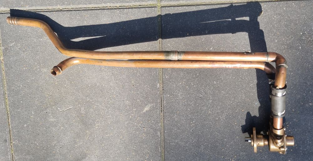 Pompa wody volvo penta B30  aq170
