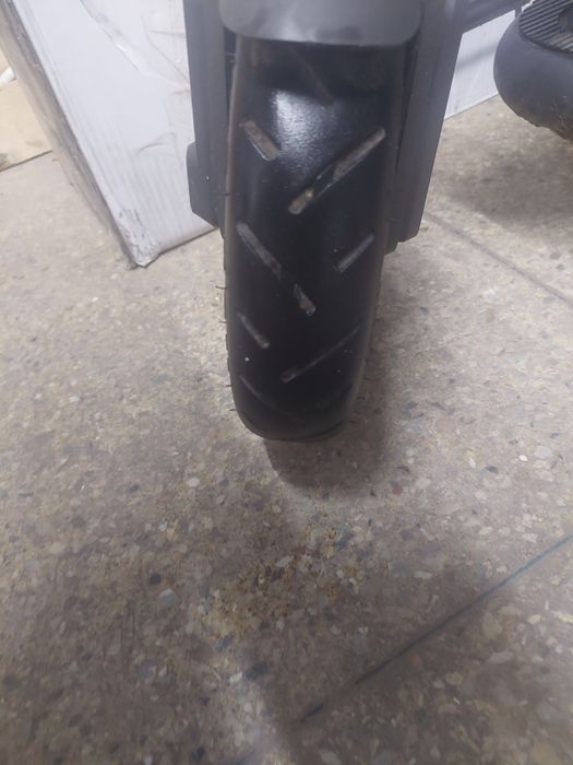 Електросамокат Xiaomi Electric Scooter Pro 4