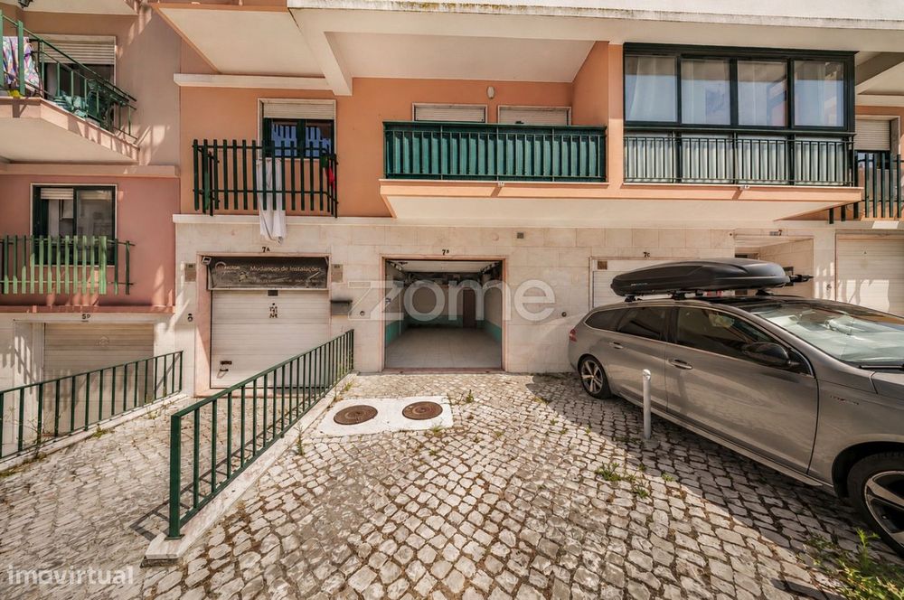T4 Remodelado | 161 m² | Garagem de 41 m²