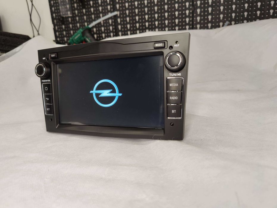 Rádio 2 DIN Android Opel Preto • Wifi - GPS - Bluetooth + CÂMARA