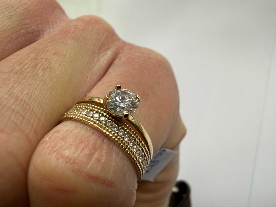 piękny złoty pierścionek p. 585 / 14 karatów, r. 15