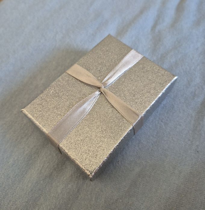 Łańcuszek srebrny z krzyżykiem, ładny splot