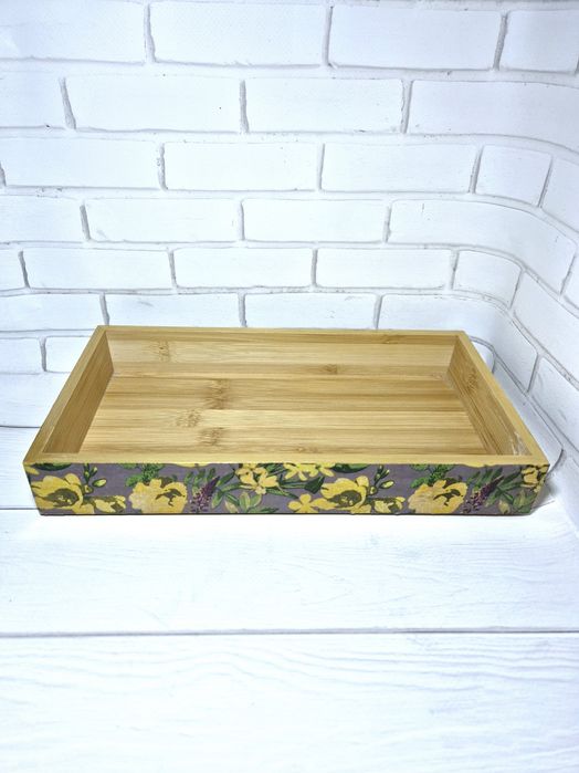 Таця прямокутна для кухні, прикрас або косметики.