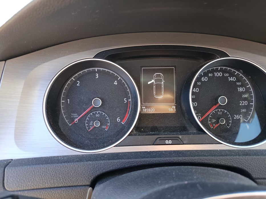 Volkswagen Golf 1.6