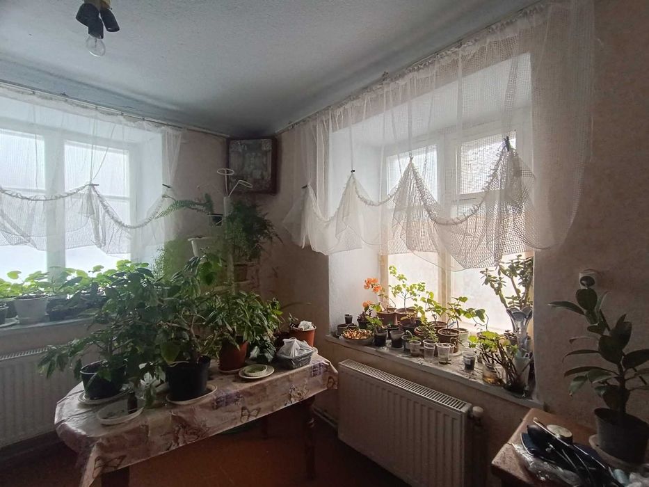 Продам часть дома со своим двором в Одесской области ( Лиманское)