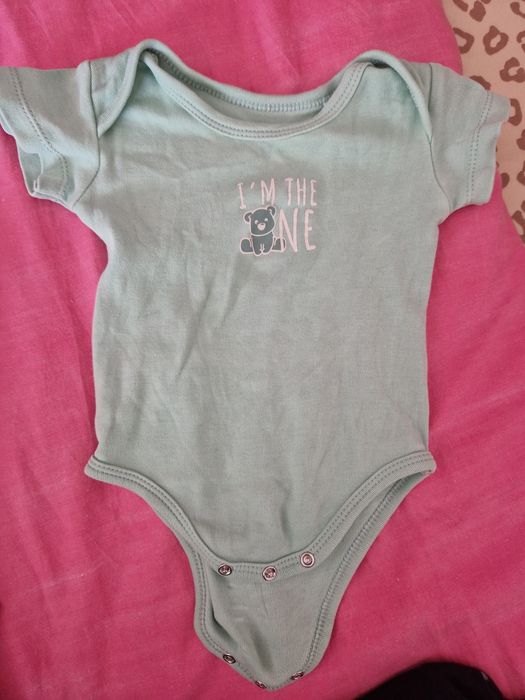 Luvas para recém-nascido + 2 bodies 3 meses