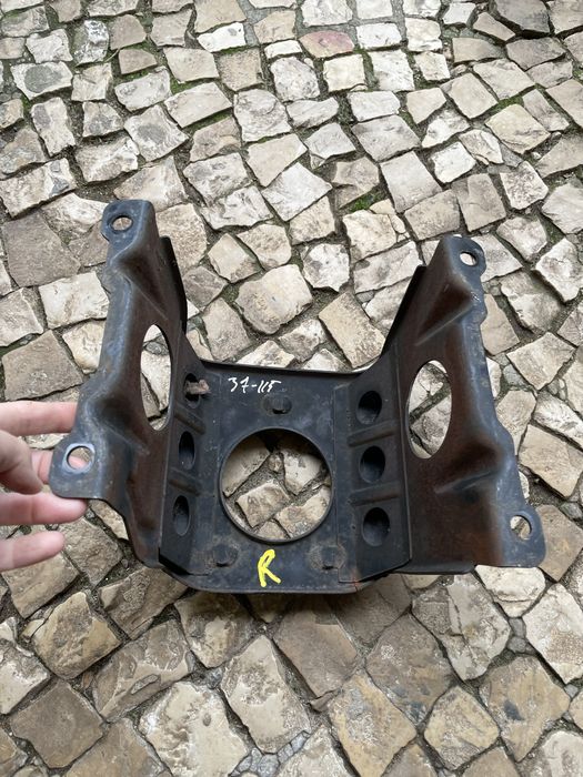 Suporte pneu suplente Suzuki Vitara