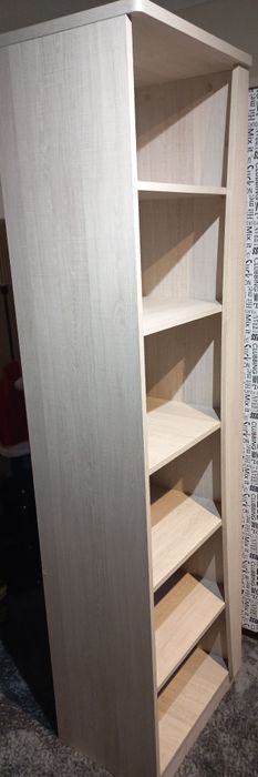 Sprzedam zestaw mebli szafe i regał