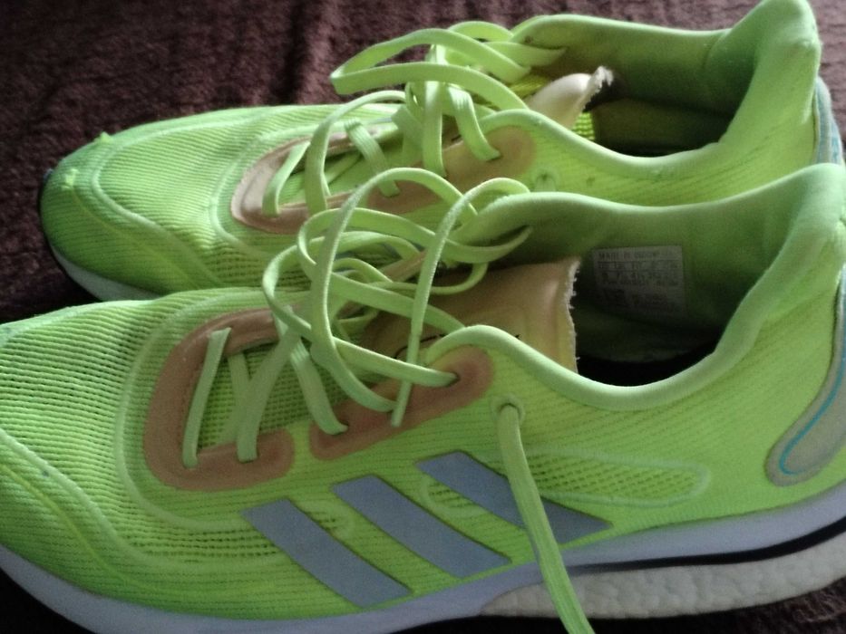 ténis   n. 42  - marca adidas