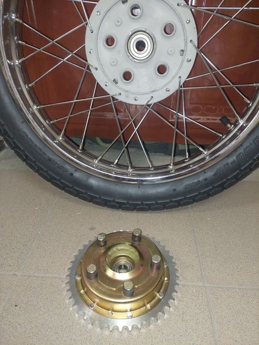 Odnowione koło tył r18" wsk 125 b1 b3+ kpl zabierak
