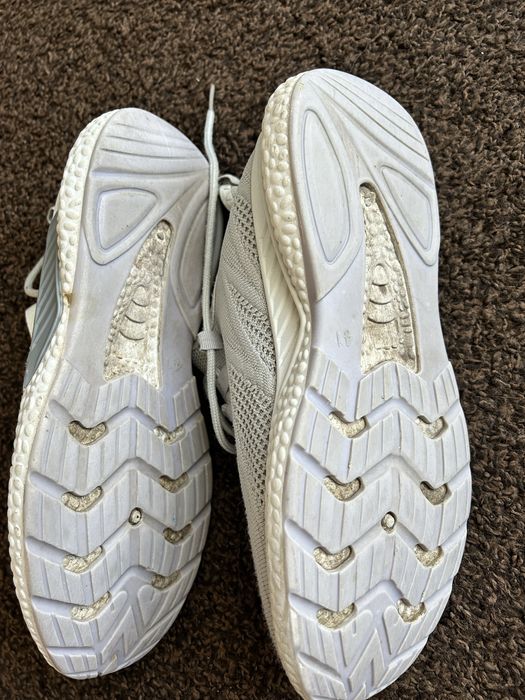 Lekkie buty letnie siateczka rozm. 41