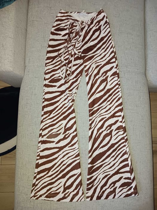 Spodnie szerokie nogawki flare Bershka