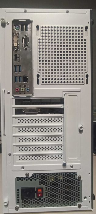 Komputer i3 8100 ,RX 580 8gb ,16gb DDR4,Dysk SSD M2 WIN11