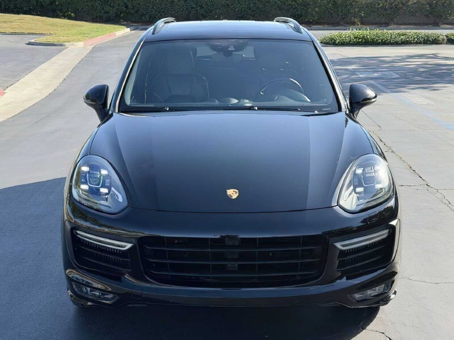 Porsche Cayenne      2017
