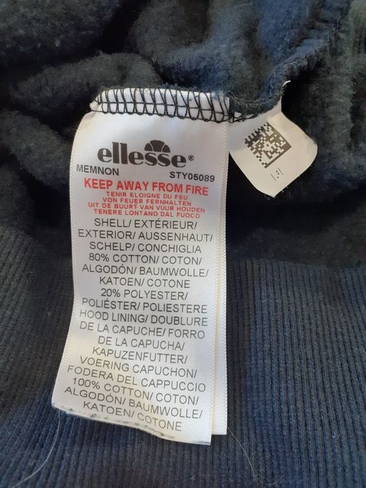 Bluza z kapturem Ellesse.