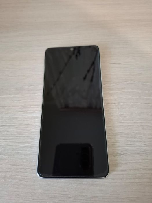 Poco x6 pro 5 g .