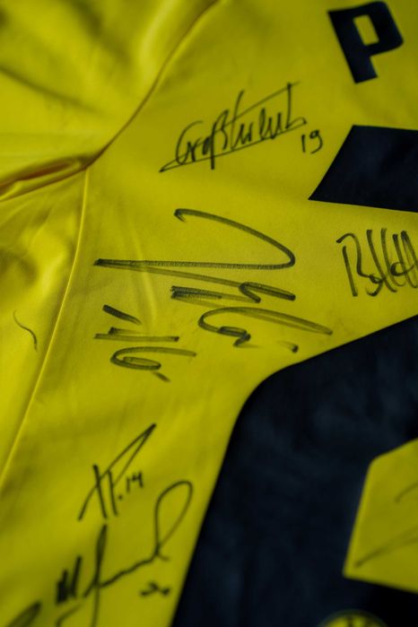 Piszczek, Lewandowski koszulka z autotiografami BVB 09, 2010-11