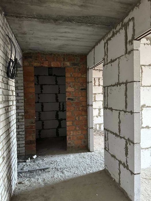 (5) Продаж 2к квартири на проспекті Юності  4422