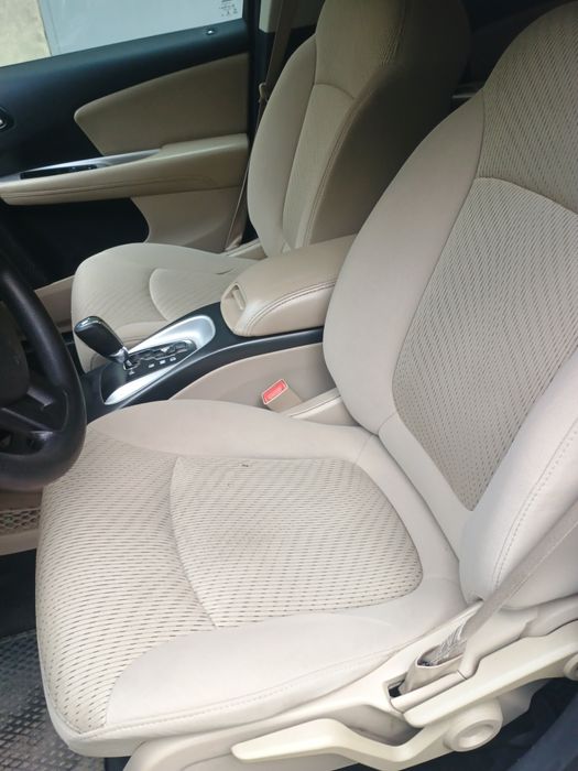Продам Dodge Journey 2014 года.