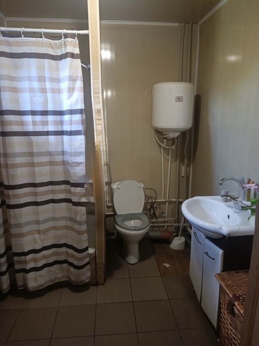 Продам будинок в Потіївці. Якщо про покій, то це саме тут.