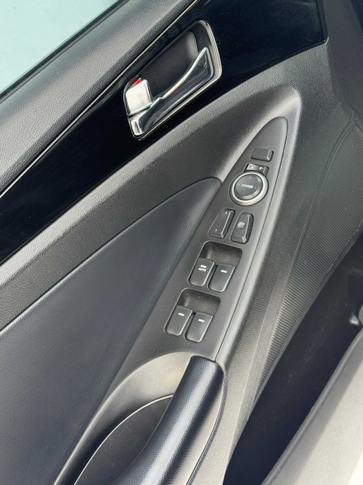 Продам Hyundai Sonata 2011 рік можлива розстрочка,кредит,обмін!