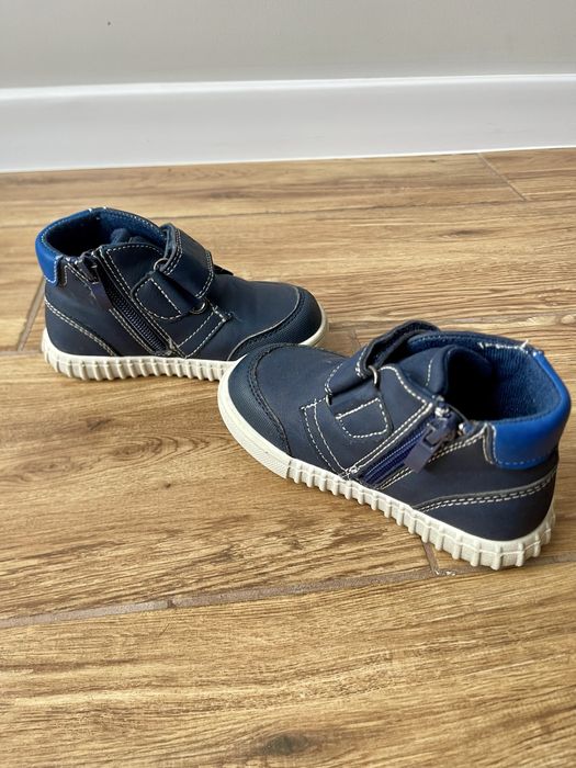 Демисезонне взуття/ черевички для хлопчика 23 розмір