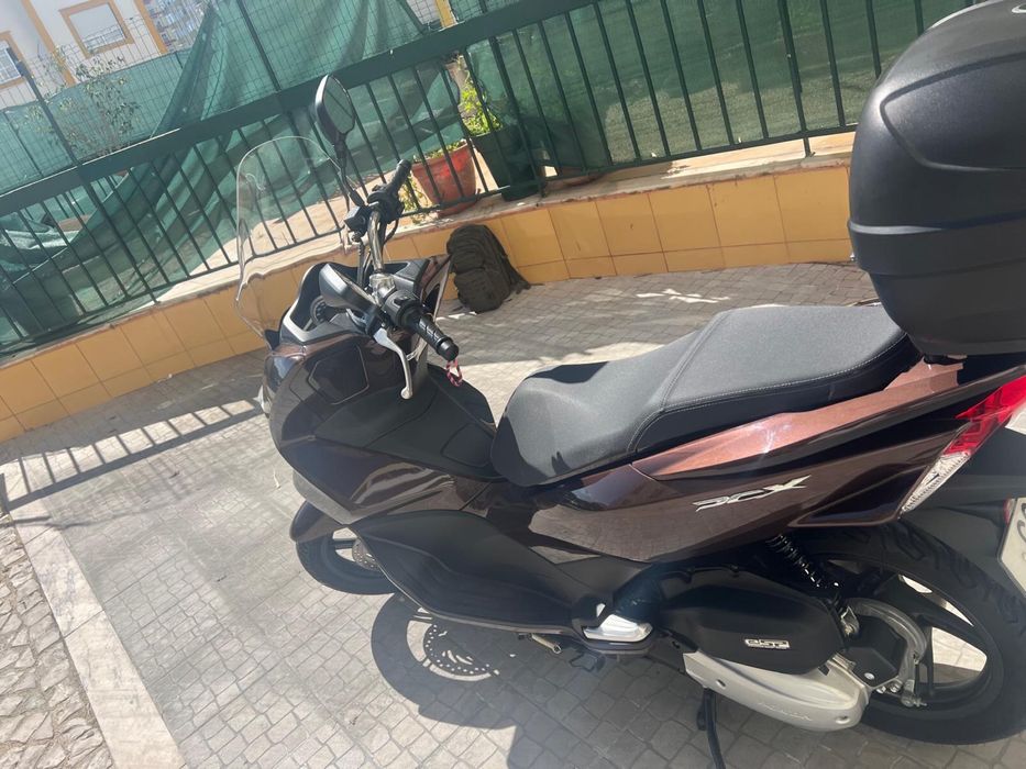 Mota Honda GIVI 125