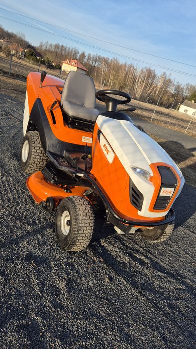 Kosiarka traktorek ciągniczek Stihl RT5112Z v2 16KM briggs&stratton