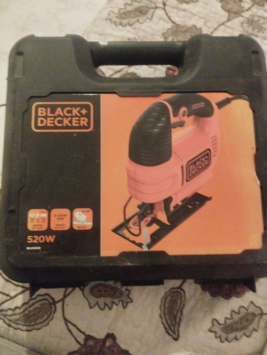 Serra Tico Tico black + Decker 520W