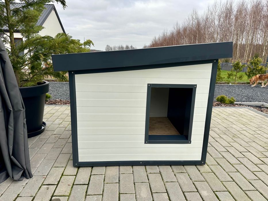 Buda z płyty warstwowej XXL