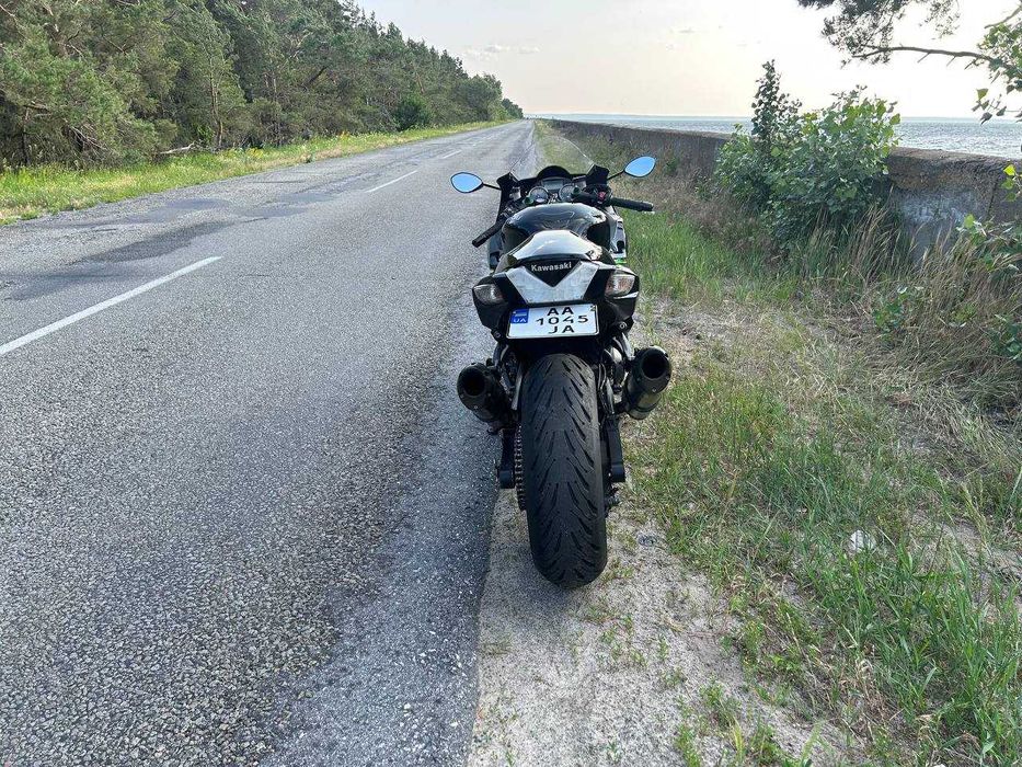 Kawasaki ZX1400 H  (ZZR 1400)