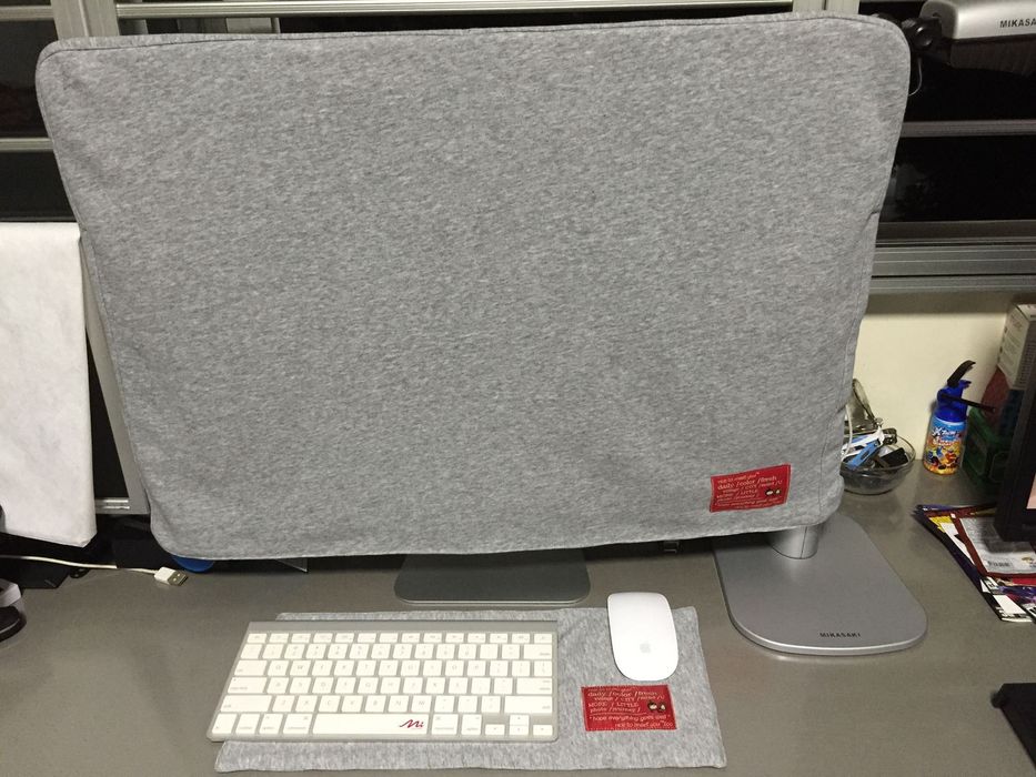 Osłona na monitor iMac 21.5"