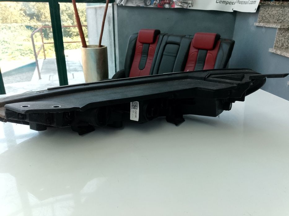 Farol diurno direito Hyundai Kauai EV / 92208J9000
