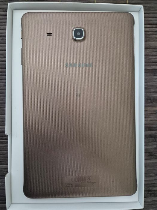Продам Samsung tab E