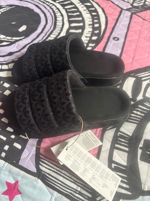 Klapki Adidas nowe