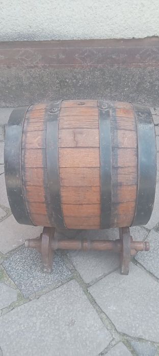 Дубова бочка з під бренді виноградного
