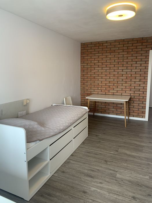 Продам однокімнатну  Смілянська 15 Соломʼянський рай.