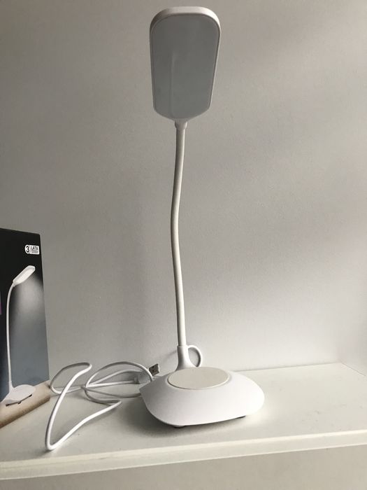 Lampka biurkowa led