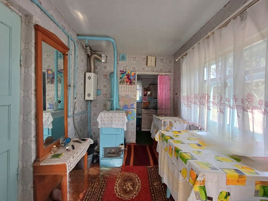 Просторный дом на 4комнаты, по очень приятной цене!  Ул.Серафимов