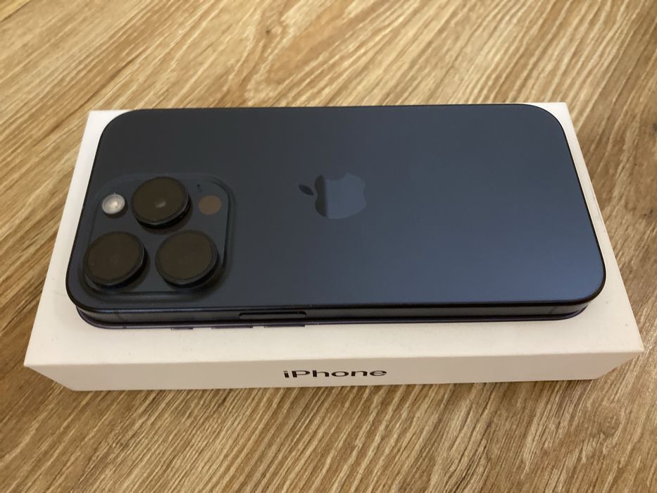 IPhone 15 Pro Blue Titanium
