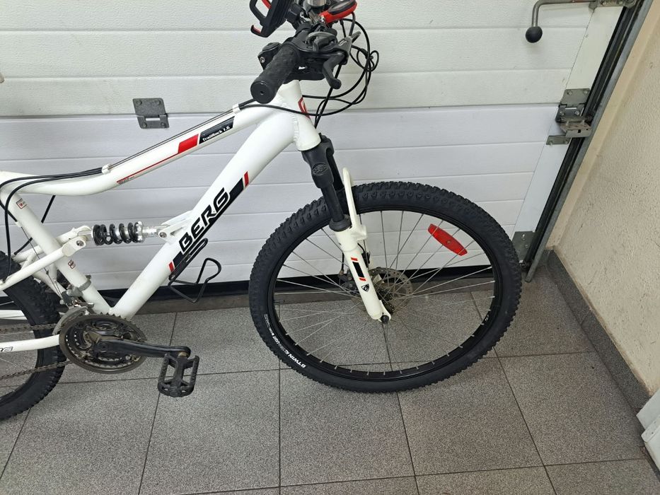 Vende se Bicicleta Berg