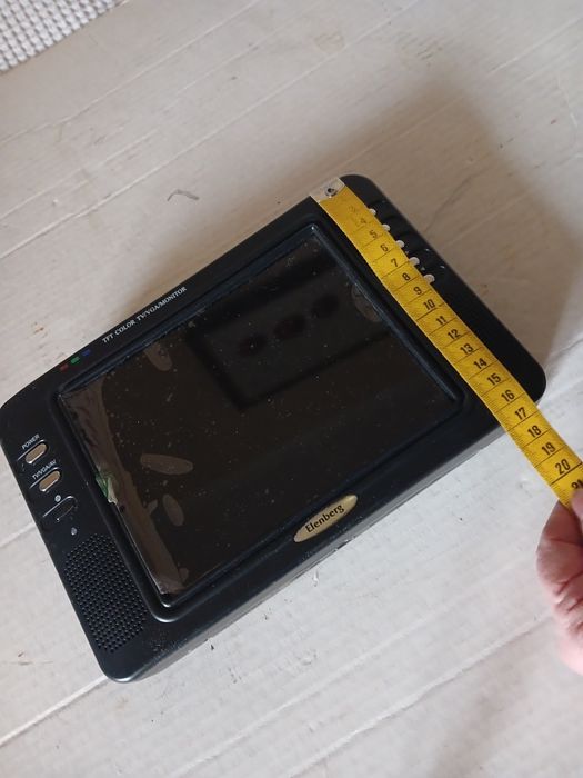 Телевизор жидкресталический Еnberg переносной.