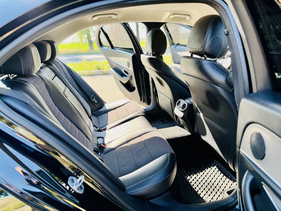Mercedes-Benz E220D W213 Avantgarde 2019 рік