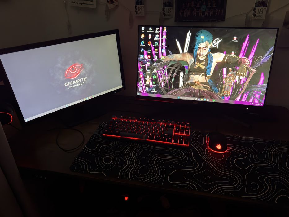 Kompletny zestaw gamingowy – PC + 2 monitory + klawiatura + mysz + SteelSeries Arctis 5 | Gotowy do grania!