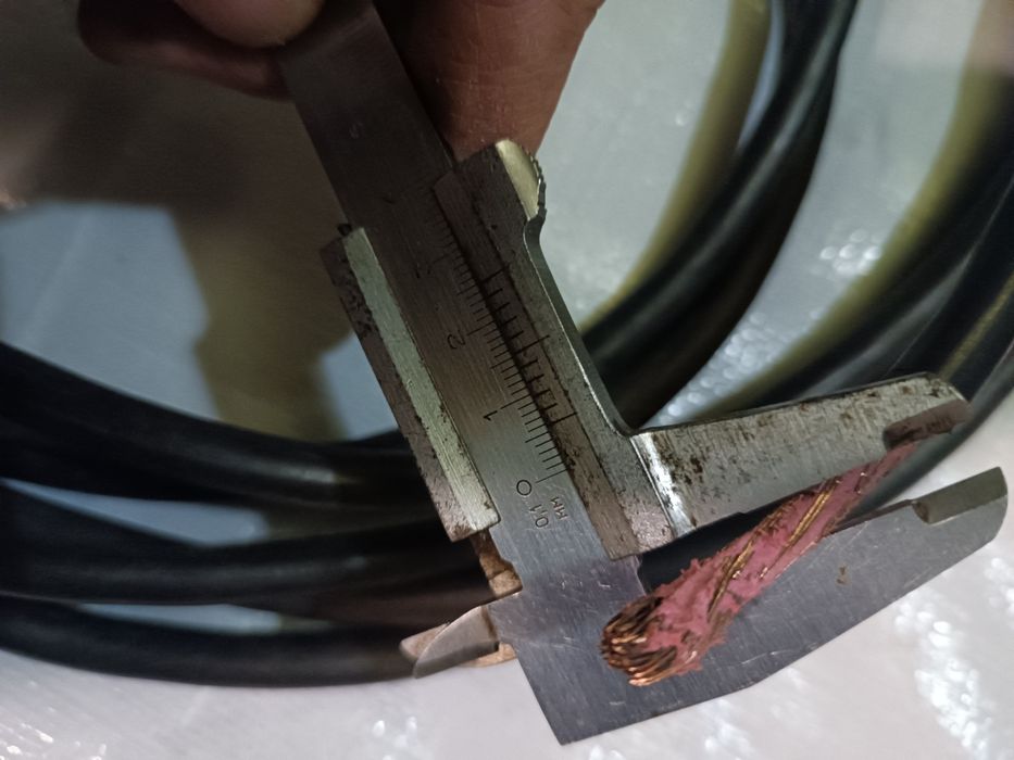 кабель сварочный медный 6 м. вес:1,35